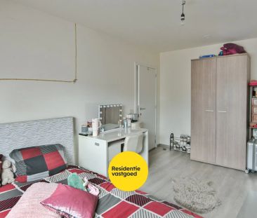 Recent appartement met 3 slaapkamers in het centrum van Eernegem - Photo 4