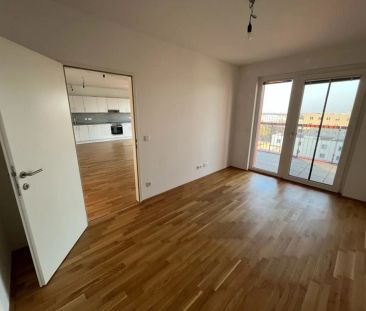 Helle 3-Zimmer-Wohnung mit schönem Ausblick - Geräumiges Wohnzimmer - Foto 2