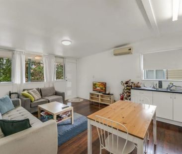 Character-Filled Duplex with Modern Comforts in the Heart of Stafford - Photo 5