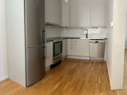 Gamla Tanneforsvägen, Linköping - Photo 1