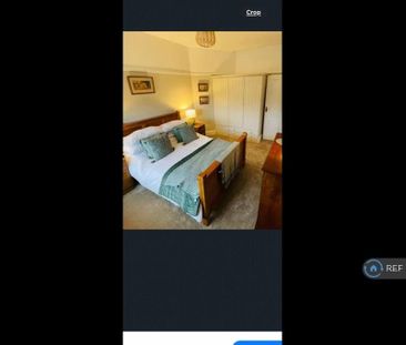 3 bedroom semi-detached house to rent - Photo 6