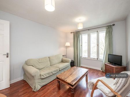 1 bedroom flat to rent - Photo 2