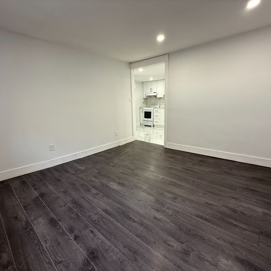 For Lease - 759 Essa Road Unit# Upper 2, Barrie, Ontario - Photo 1