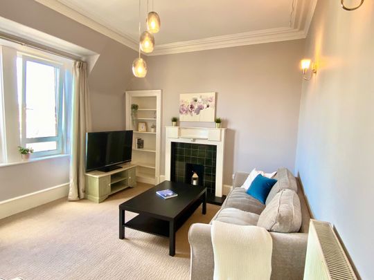 2 Bed Flat, Richmond Terrace, EH11 - Photo 1