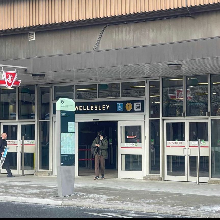 For Lease - 22 Wellesley Street Unit# 1402, Toronto, Ontario - Photo 1