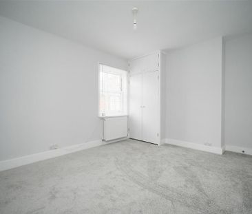 2 bedroom house to rent - Photo 1