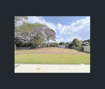 14 Glen Brae Street, Redbank Plains, Qld 4301 - Photo 6