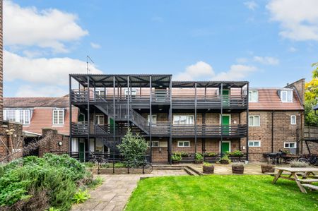 Slater Mews, Clapham Old Town, SW4 - Photo 2