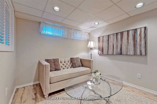 For Lease - 16 Foxglove Court Unit# Bsmt, Markham, Ontario - Photo 1