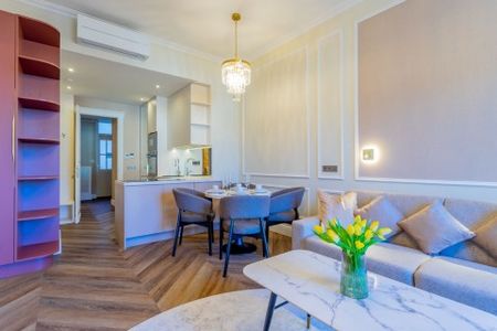 Vértanúk tere - Fotó 2