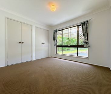 10 Emerald Drive Regents Park - Photo 3