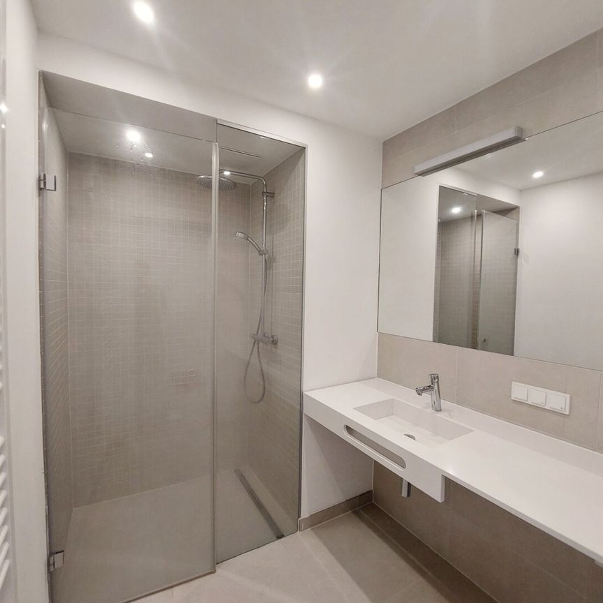 Traumhafte 2-Zimmer-Wohnung mit Garten & Terrasse in 1180 Wien zu mieten! - Foto 1