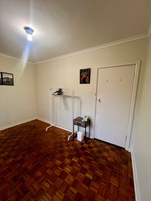 St Kilda East - Photo 1