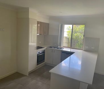 4 Bedroom Family Home In Pimpama - Photo 6