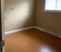 2 bedrooms basement suite for rent - Photo 1