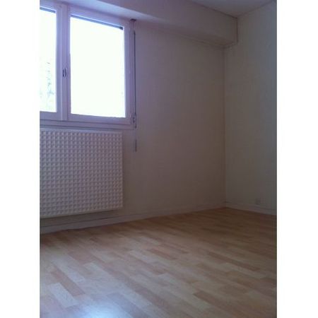 Location Appartement 2 pièces 44m² BOURGES 18000 - Photo 4