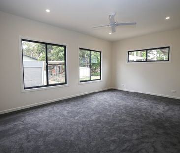 Stunning New Build Up For Rent - Photo 2