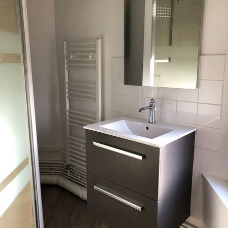 Appartement à louer - ST REMI - Photo 4