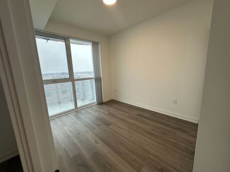 For Lease - 8 Interchange Way Unit# 4105, Vaughan, Ontario - Photo 2