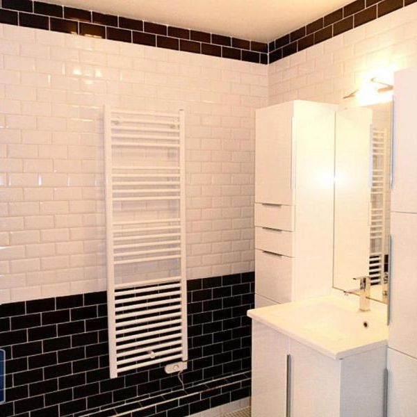 Location Appartement 2 pièces 50m² LILLE 59000 - Photo 1