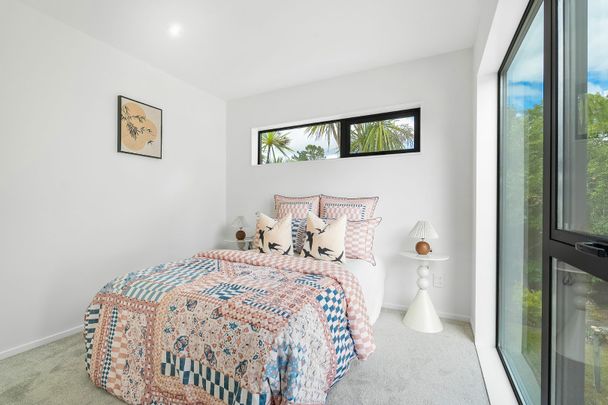 Unit 6, 26 Crompton Road, Massey, Auckland - Photo 1