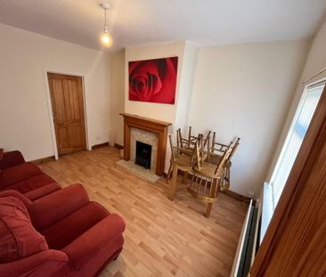 294 Donegal Avenue, Belfast, BT12 6LU - Photo 5