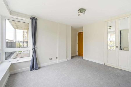 Bartholomew Court, Docklands, E14 - Photo 5