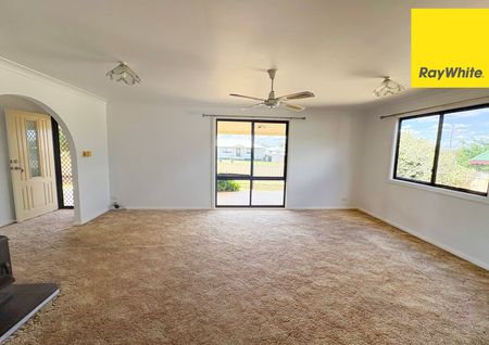 3 BEDROOM HOME - Photo 2