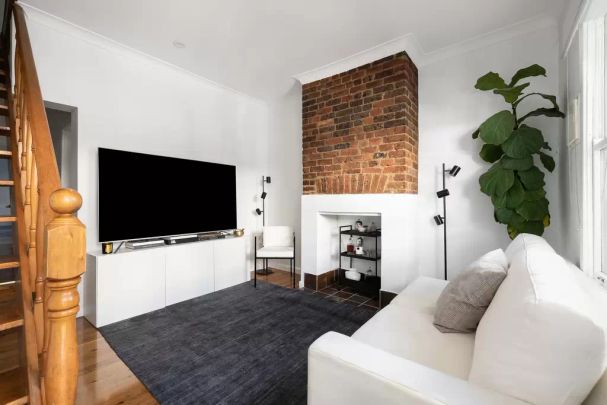 Charming sanctuary in unbeatable position - Photo 1