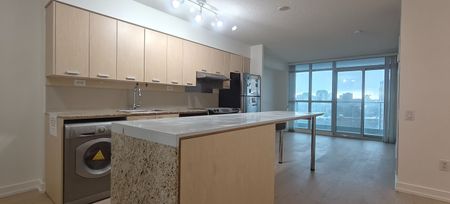 For Lease - 33 Singer Court Unit# 812, Toronto, Ontario - Photo 2