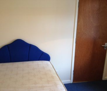 5 Bed - Bantock Way - Photo 5