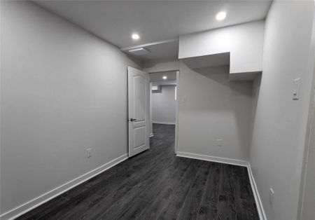 For Lease - 14 Cyclone Trail Unit# Basement, Brampton, Ontario - Photo 2