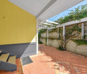 Private New Farm Home - Pet Friendly, A/C, Heaps of Storage - Photo 3