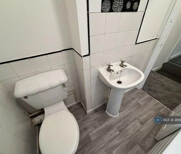 2 bedroom terraced house to rent - Photo 6