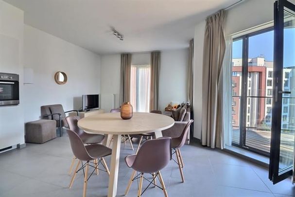 Appartement te huur - Foto 1