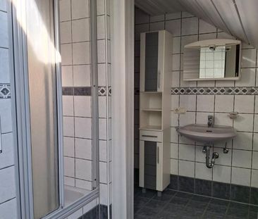 Dachgeschosswohnung 66 m² 2 ZKB, in Keilberg AB SOFORT - Photo 2