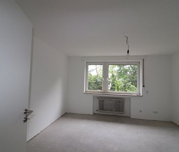 *SANIERTE EG-WHG MIT GARTEN UND GARAGE* 3 ZI Maisonette Whg. in ruhiger Lage von DU-Röttgersbach - Photo 3