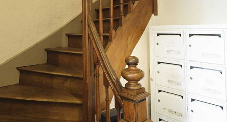 À CHARLEVILLE MEZIERES - Photo 4