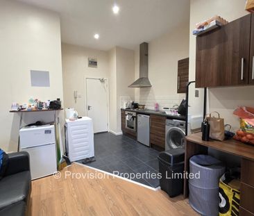 Studio flats in Leeds - Photo 5
