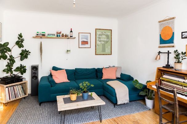 1 Bed Flat, Paston Place, BN2 - Photo 1