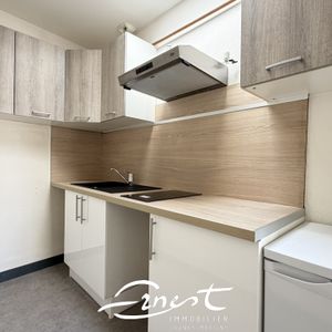 Location Appartement 2 pièces 38m² POITIERS 86000 - Photo 3