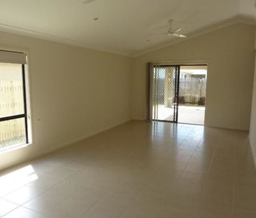 8 Benedore Street, Rasmussen QLD 4815 - House For Rent | Domain - Photo 1