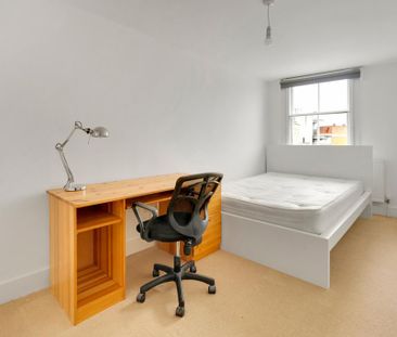 3 bedroom apartment to rent - Photo 4