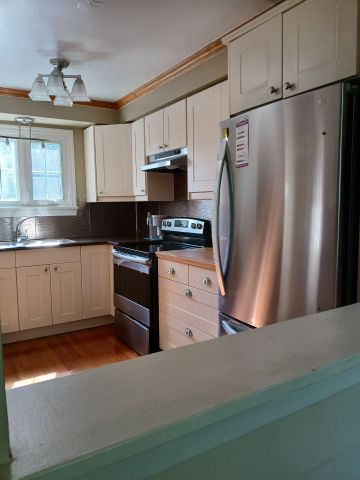 For Lease - 24 Sutter Avenue, Brampton, Ontario - Photo 3