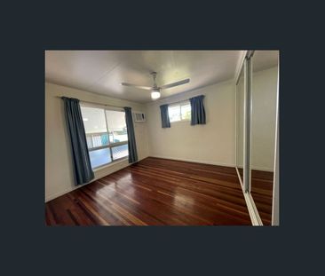 3 Bedroom house neat & tidy with outdoor area undercover - Photo 2