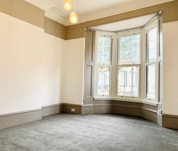 Spring Hill, Lincoln - Photo 2