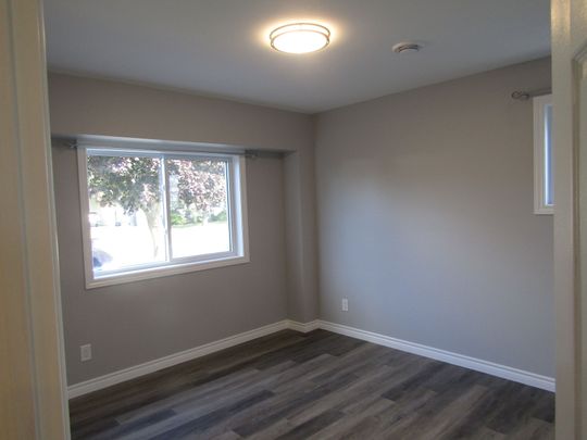 For Lease - 368 Princes Street Unit# 2, Kincardine, Ontario - Photo 1