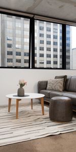 Stylish 1-Bedroom Apartment in the Heart of Melbourne CBD - Photo 3