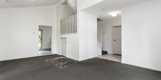 Family Comfort in a Convenient Location - Photo 3