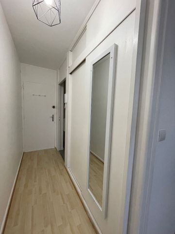 Location Appartement 1 pièce 22m² - Photo 4